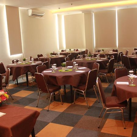 Sare Hotel Jakarta Exterior foto